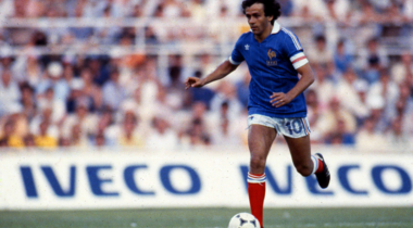 Le destin des Bleus dans les pieds de Platini