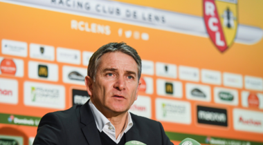 Lens écarte Montanier