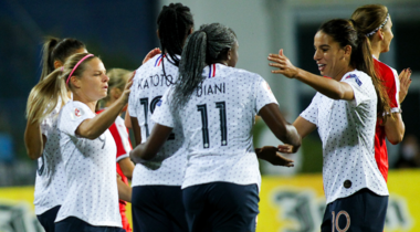 Les Bleues assurent