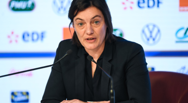 Diacre ne prend pas sa capitaine !